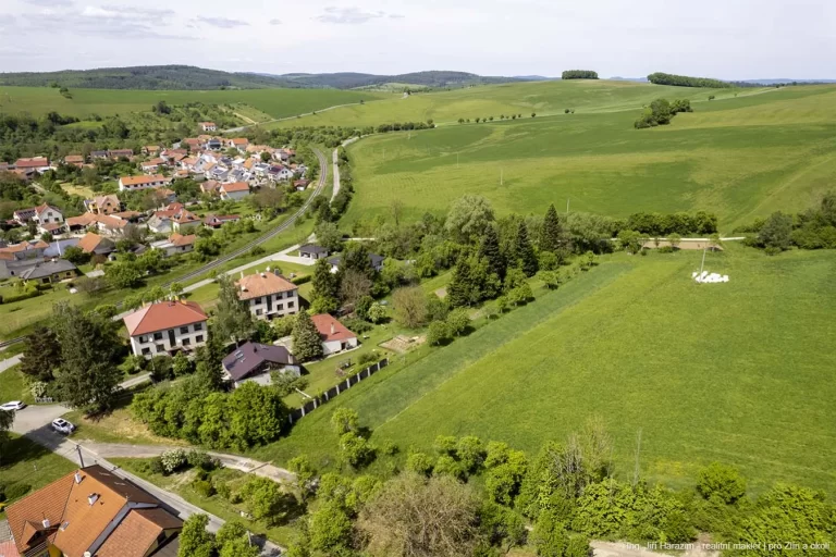 Pozemek Pitin 04 web barva