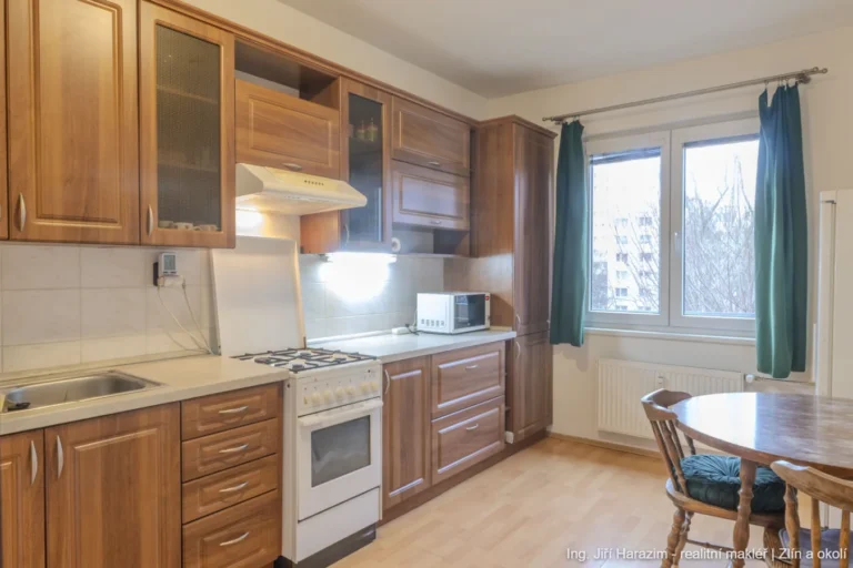 Byt 31 Zlin Padelky VI 3